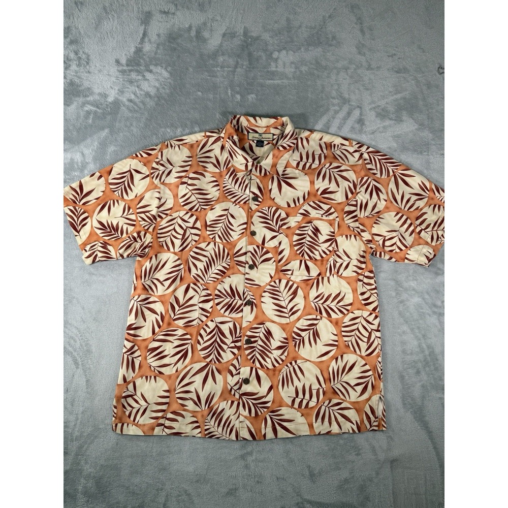 Tommy Bahama Shirt Men's Large Silk Floral‎ Button Up Short Sleeve Hawaiian